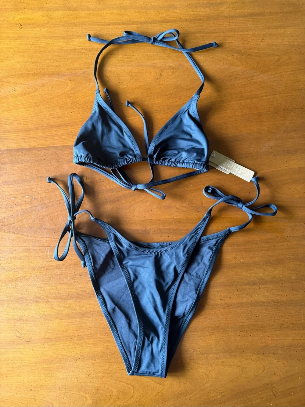SKIMS triangle & side tie bikini, NWT, Onyx